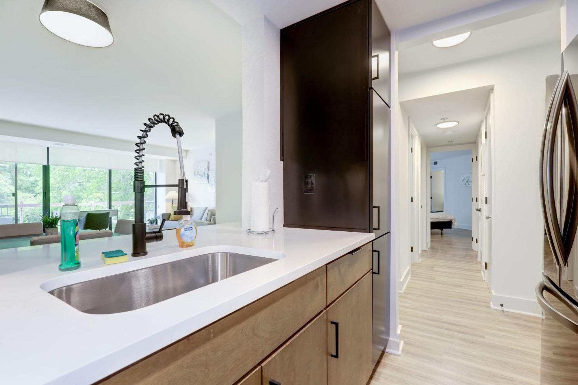 ארלינגטון 2Br Executive Apartment With Spacious Layout מראה חיצוני תמונה